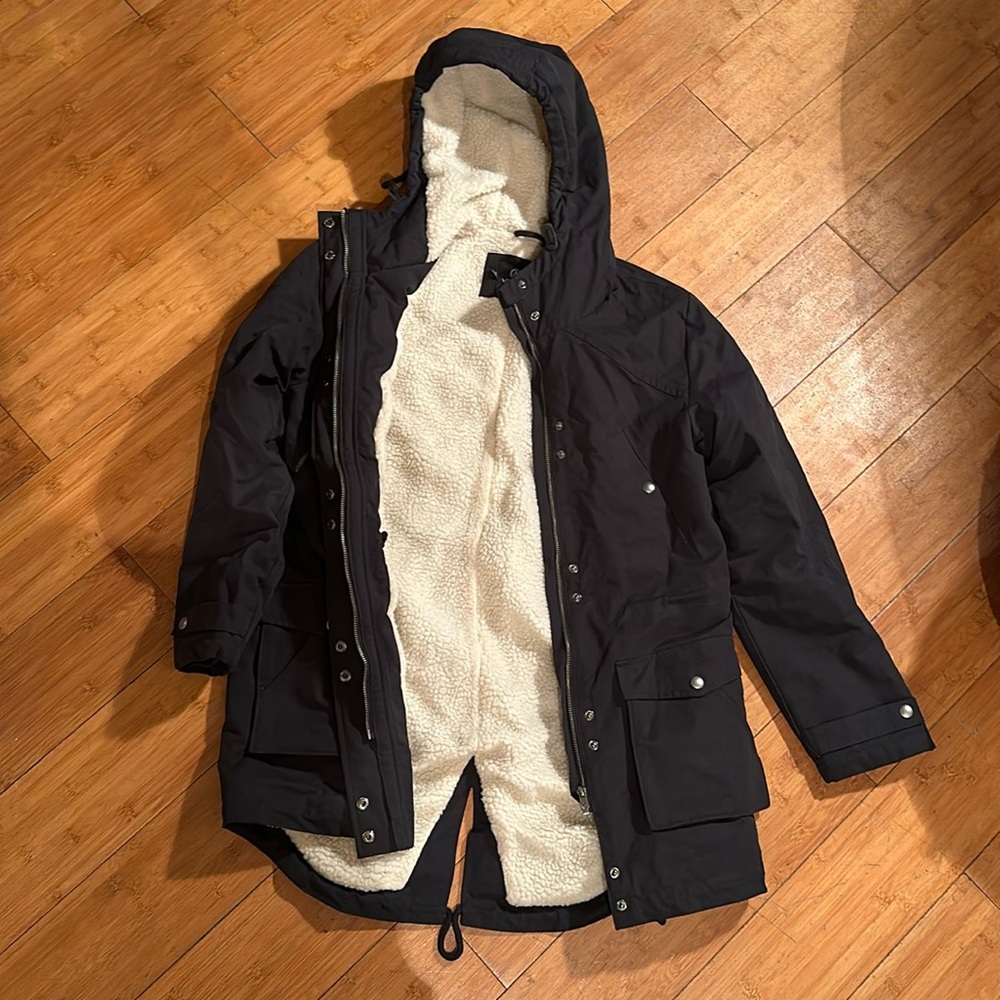NWOT Volcom walk on by 5k parka black